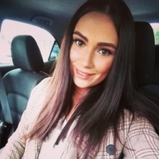 Анна Попова