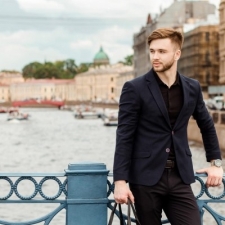 Максим Власов