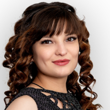 Lili Nizami