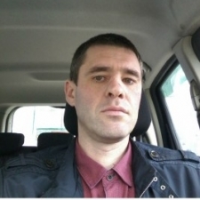 Виталий Озернов