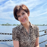 Лара Шарова-Антонив