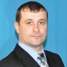 Евгений Иванов