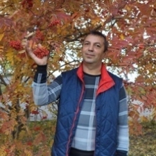 Виталий Безбородов