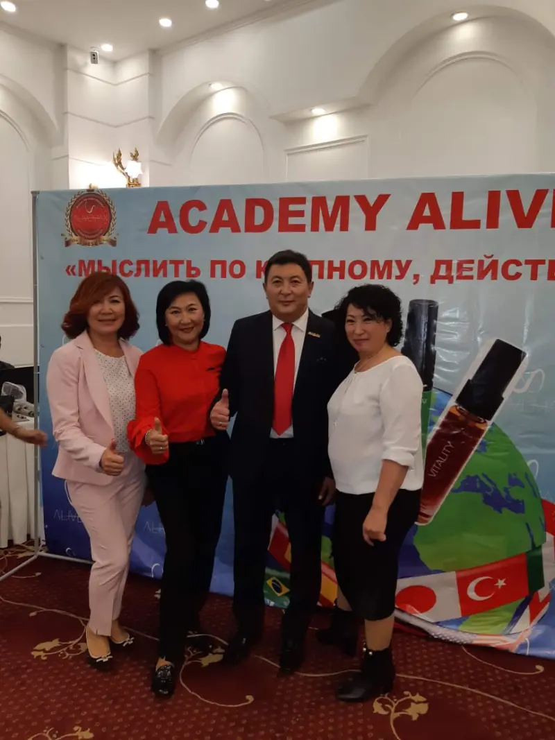 Академия ,обучение профессор Тебенова К.С, кардиохирург Тебенов С.М, невропатолог Кабышева С.А