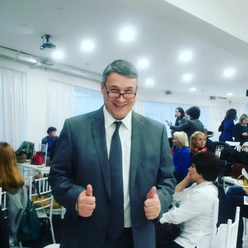Если вы еще не партнер LR, но есть желание зарабатывать большие деньги, есть готовность учится и работать и получать за работу новые классные машины, напишите мне в личку. 
. 
Или в whatsapp / Telegram 8 952 72 65 221. Я дам информацию о моем бизнесе и сотрудничестве со мной в команде. Я лично буду вас обучать, сопровождать и выведу на доход.