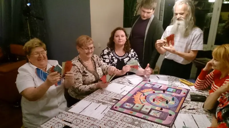 Играем в игру "денежный поток"